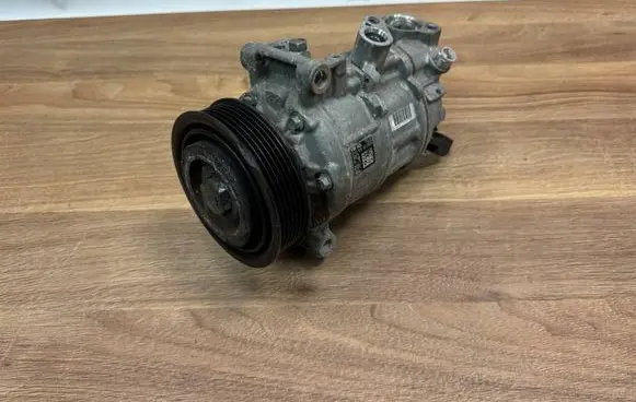 Audi Q7 4M Air conditioning (A/C) compressor (pump) 4M0816803