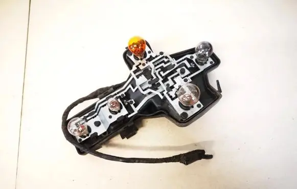 Volkswagen Touran I Tail light bulb cover holder 1t0945257a