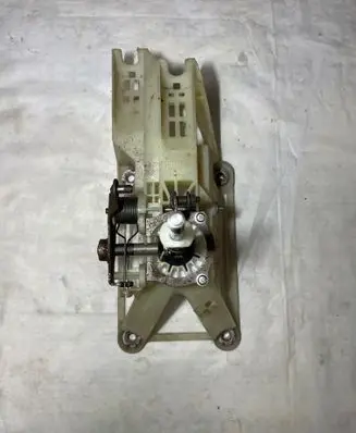 Mazda 6 Gear shifter/selector KF40B 01040038 G2L1HH