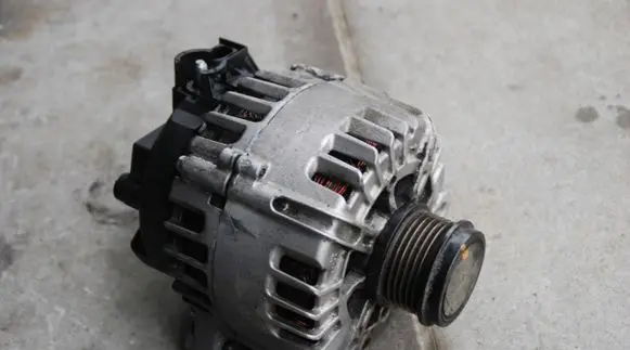 Generator/alternator