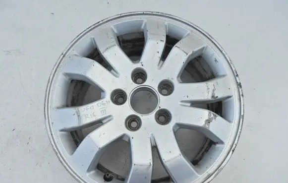 Honda CR-V R16 alloy rim 