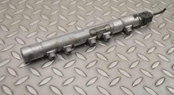 Mini Cooper Countryman R60 Fuel main line pipe 7823460 0281002948