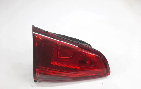 Volkswagen Golf VII Tailgate rear/tail lights 5G0945093S