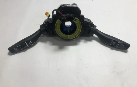 KIA Carens III Headlight wiper switch 