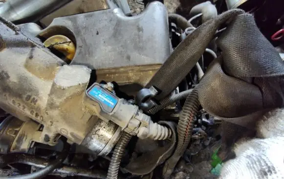 Opel Zafira A Air pressure sensor 0281002437