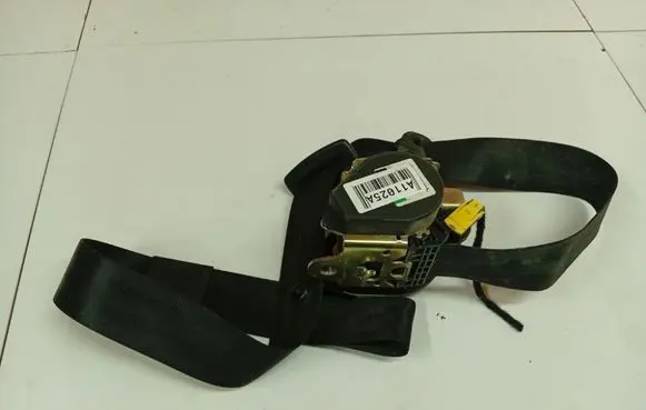 Audi A3 S3 8P Front seatbelt 601403000C