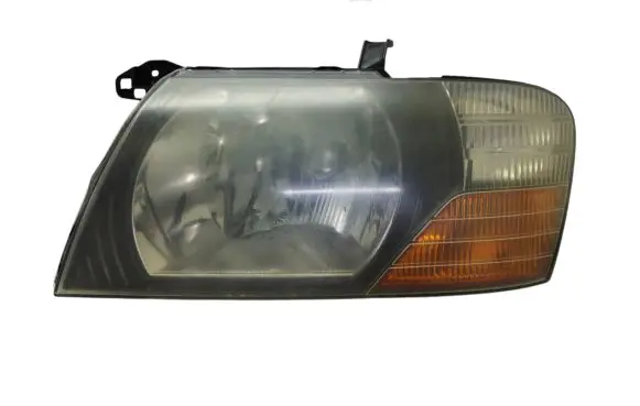 Mitsubishi Pajero Headlight/headlamp 10087424