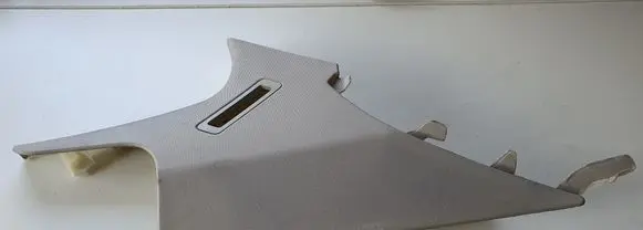 Mercedes-Benz C W204 Tailgate/trunk side cover trim 