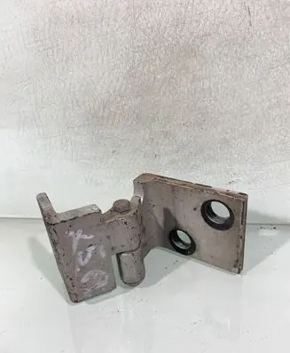 BMW X5 E53 Front door lower hinge 