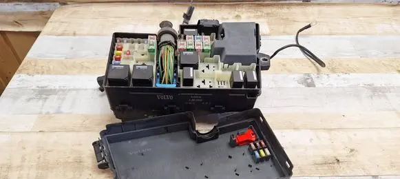Fuse box set