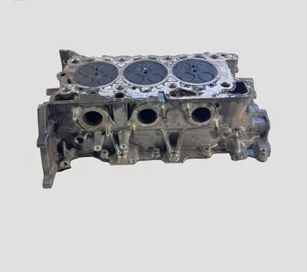 Jaguar XF X250 Engine head 4R8Q6090 4R8Q6090AH PM4R8Q6090AH