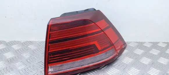 Volkswagen e-Golf Rear/tail lights 5G0945096Q