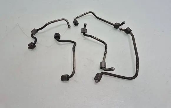 Ford Fiesta Fuel injector supply line/pipe 