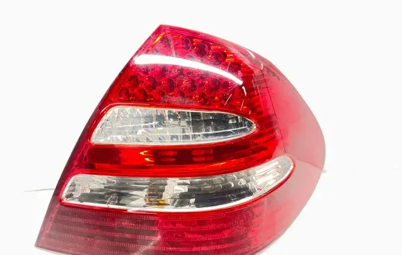 Mercedes-Benz E W211 Rear/tail lights A2118200664