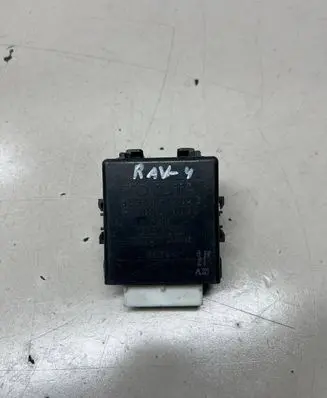 Toyota RAV 4 (XA30) Window wiper relay 8594042020 1230001000