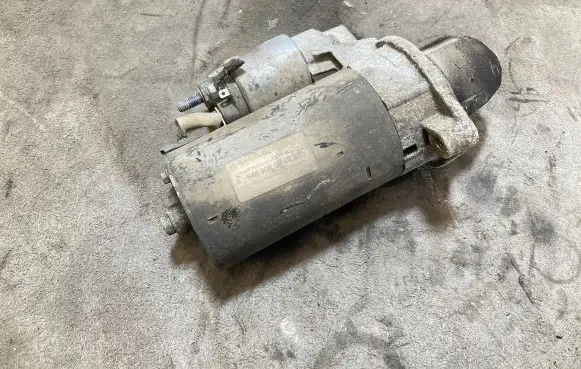 Mercedes-Benz Sprinter W906 Starter motor A6469060000
