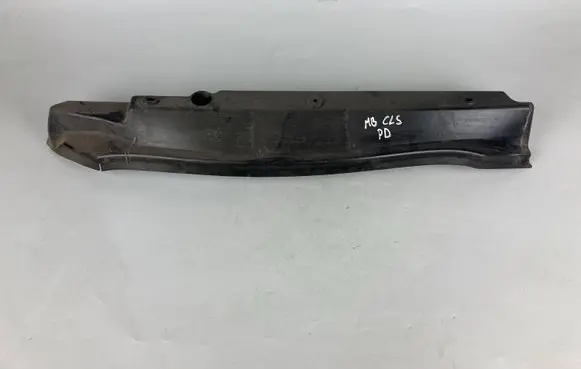 Fender end trim