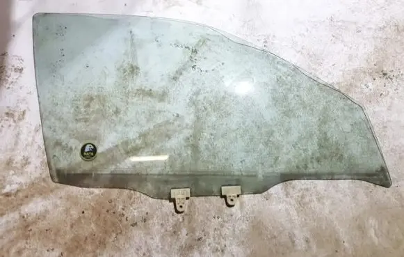 Nissan Almera Front door window glass four-door