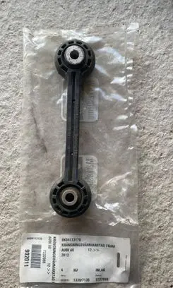 Audi A6 S6 C7 4G Front anti-roll bar/stabilizer link 8K0411317D
