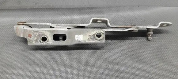 KIA Optima Tailgate hinge 