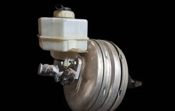 BMW X3 E83 Brake booster 293403546071