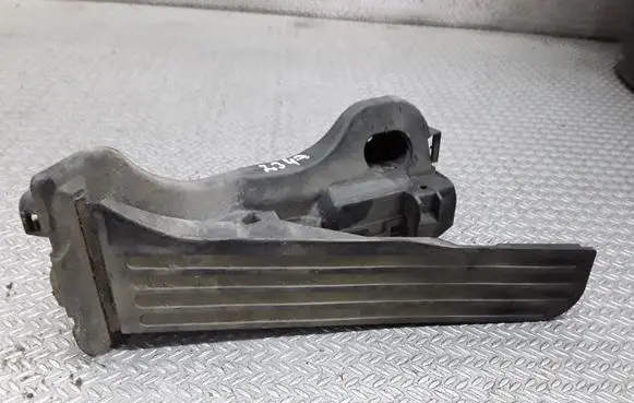 Skoda Octavia Mk2 (1Z) Accelerator throttle pedal 1K1721503P