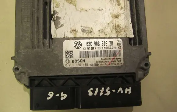 Volkswagen Golf VI Engine control unit/module 03C906016BM