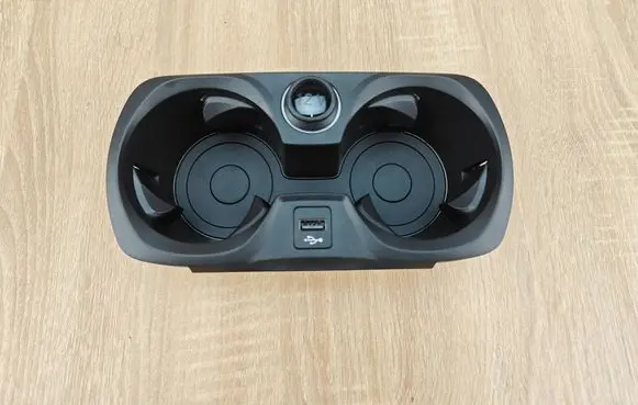 BMW 4 G22 G23 G24 G26 Cup holder 6809803