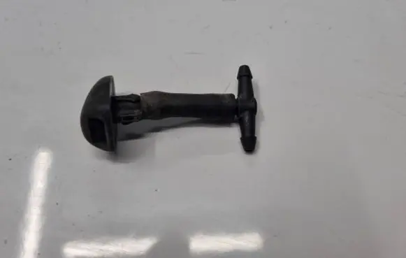 Peugeot 207 Windshield washer spray nozzle 