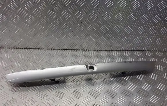 Audi A3 S3 8L Rear window tailgate spoiler 8D9827574