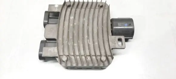 Volvo V40 Coolant fan relay 940013801 31319380