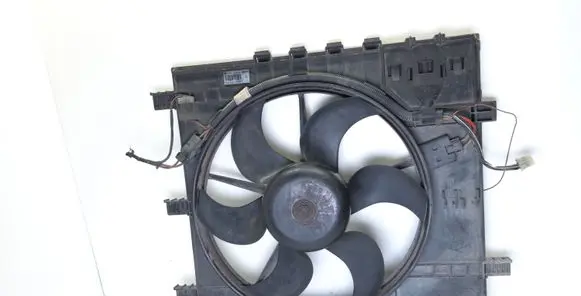Mercedes-Benz Vito Viano W638 Radiator cooling fan shroud 6385002700 6395000493
