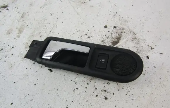 Volkswagen Golf IV Rear door interior handle 