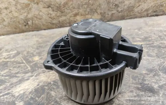 Cadillac SRX Heater fan/blower AY2727005260