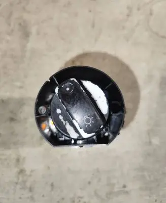 Light switch