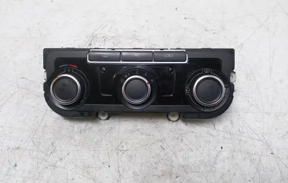 Volkswagen PASSAT B7 Climate control unit 7N0907426K 5HB009751