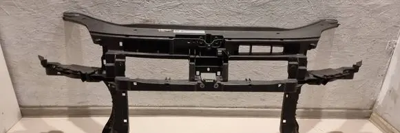 Volkswagen Golf VI Radiator support slam panel 5M0805588D 1155D300695