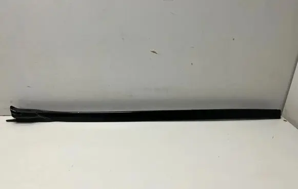 BMW X7 G07 Windshield trim 7434873