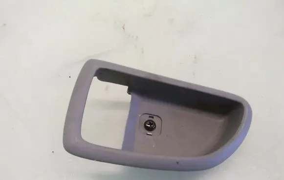 KIA Sorento Rear door handle cover 82612E000
