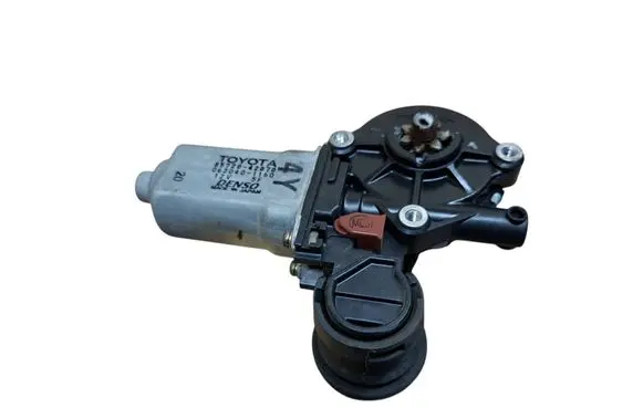 Toyota RAV 4 (XA20) Front door window regulator motor 8572042070 0620401160