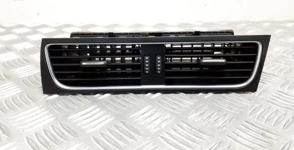 Audi A4 S4 B8 8K Dash center air vent grill 8T2820951B