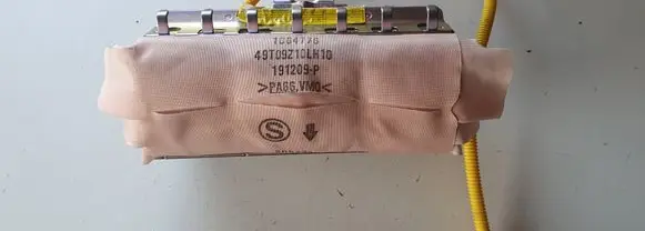 Subaru Forester SH Passenger airbag