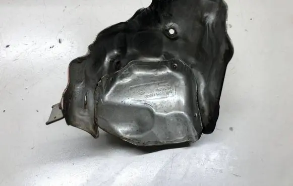 BMW 5 F10 F11 Other engine bay part 7805456 KK541281