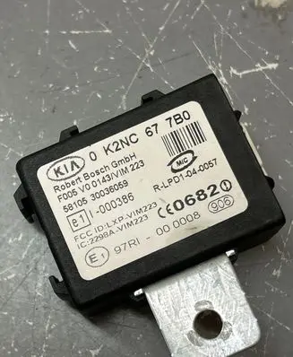 KIA Sorento Immobilizer control unit/module 97RI000008 030036059 0K2NC67B0