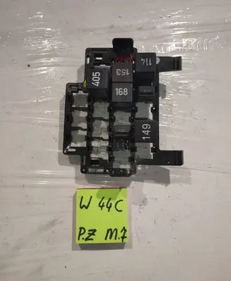 Volkswagen Golf IV Other relay 8974354646