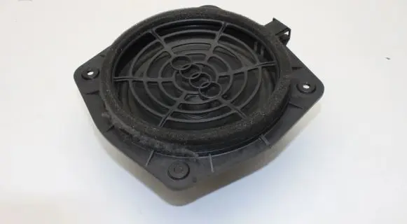 Audi TT TTS Mk2 Rear door speaker 8J0035411