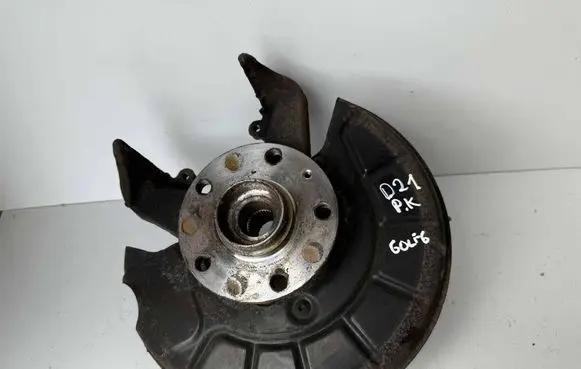 Volkswagen Golf VI Front wheel hub