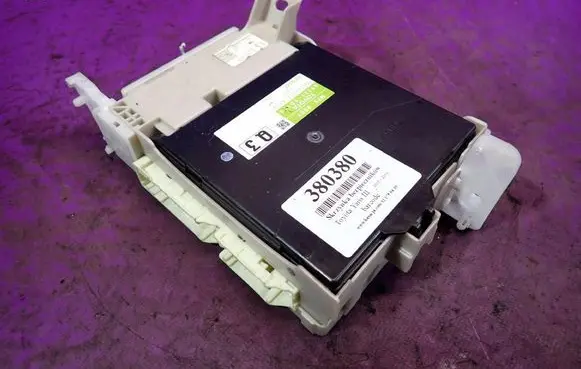 Toyota Yaris Fuse box set 