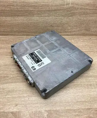 Toyota Avensis T250 Engine control unit/module ECU 8966105690 MB1758006326 WithPlug