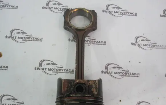 Opel Agila A Piston with connecting rod